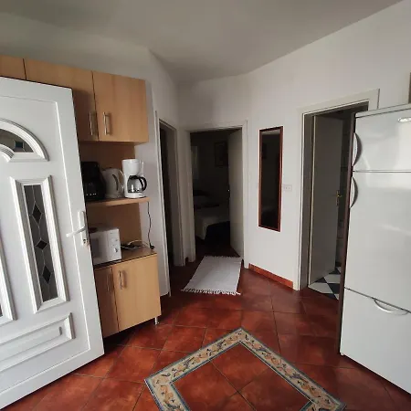 Domi Apartment