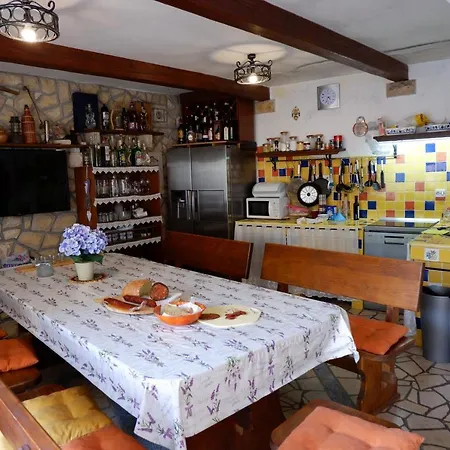 Apartment Domi Selce